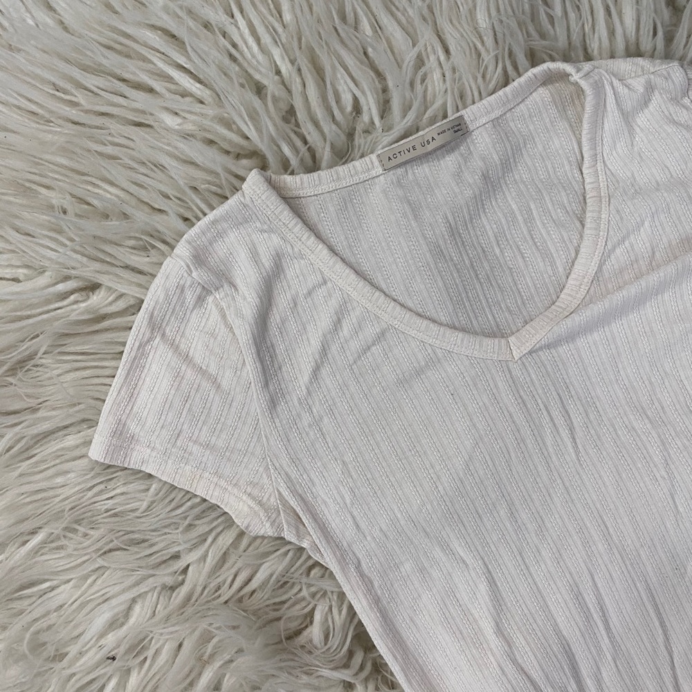 Active USA V-neck T Shirt -Stretchy